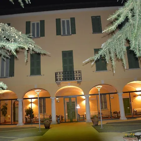 Pace Hotell